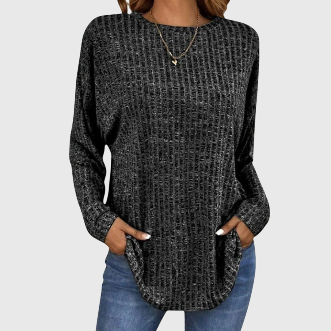 Isabelle elegant top in Black, front view