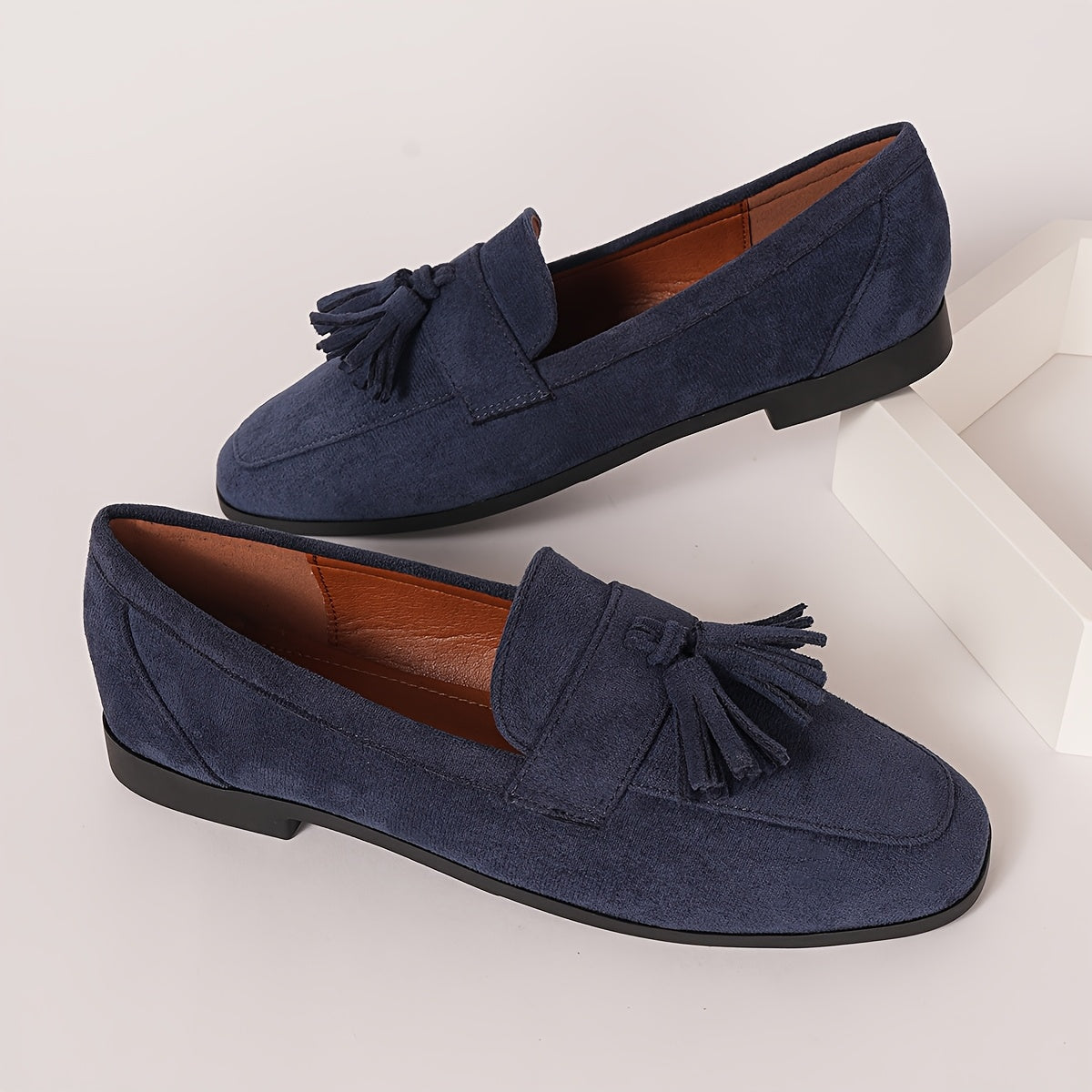 Ilona everyday comfort loafers in Navy Blue, front view