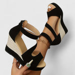 Zynavielle orthopaedic wedge sandals in Black, front view