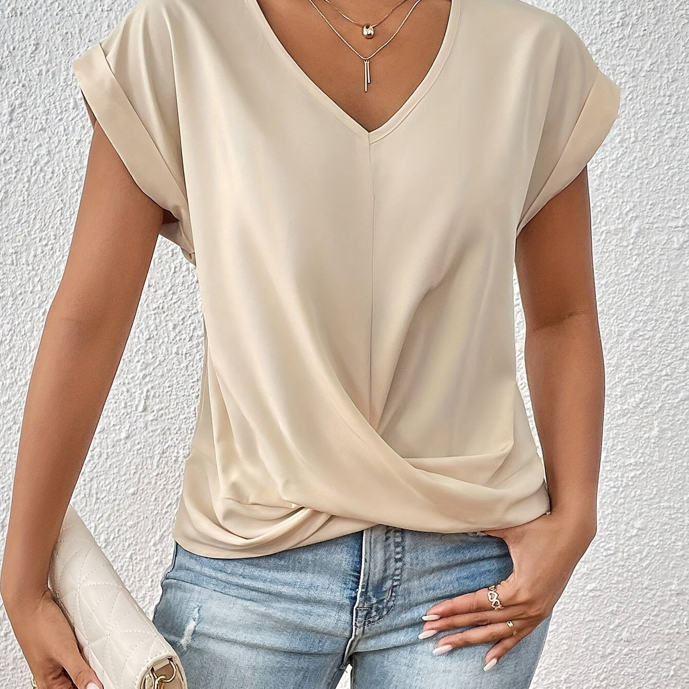 Zoe sweetheart neckline casual T-shirt in Beige, view 4