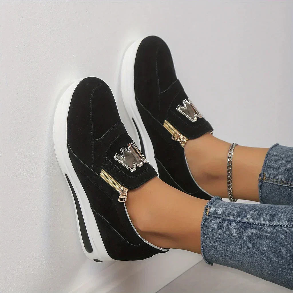 Kenna orthopaedic platform trainers in Black, view 2