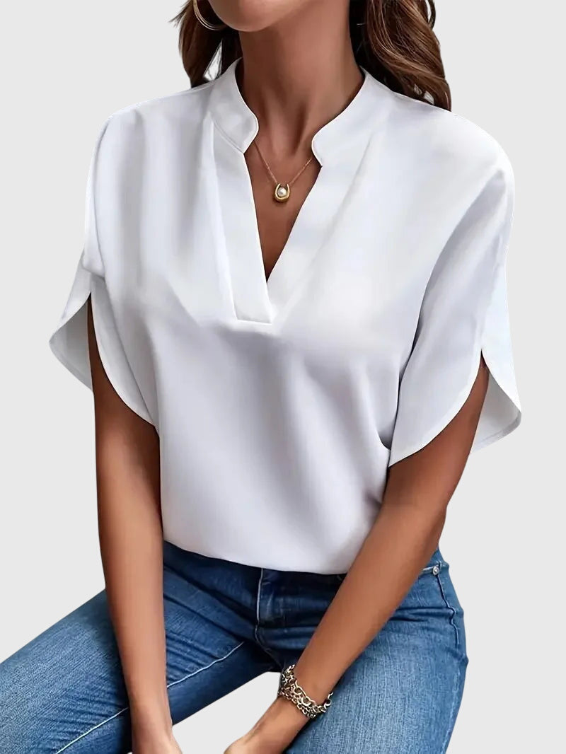 Beatrix soft V-neck shirt in White, view 2