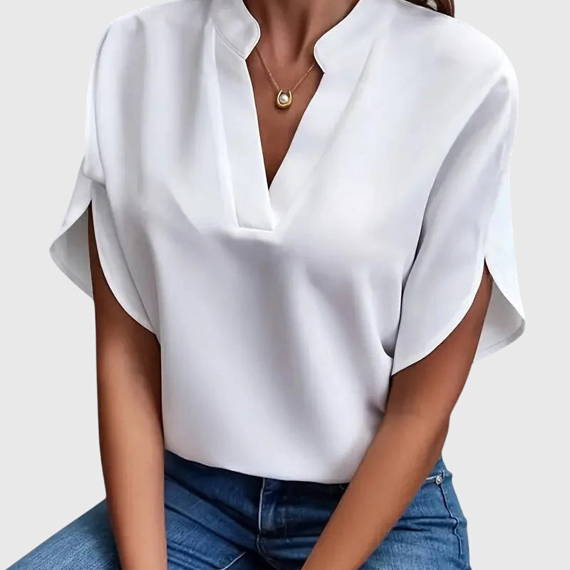 Beatrix soft V-neck shirt in White, view 2