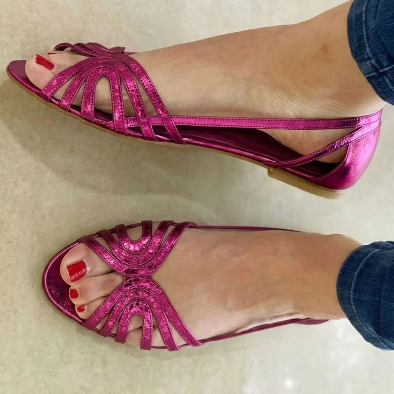 Saoirse flat sandal in Fuchsia, view 4