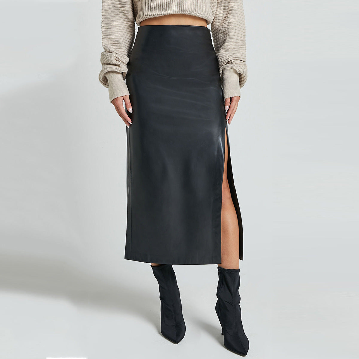 Leather look midi skirt with front split in Black, front view