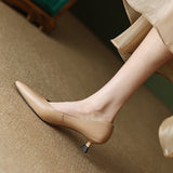 Georgina | Pointed-Toe Court Shoes