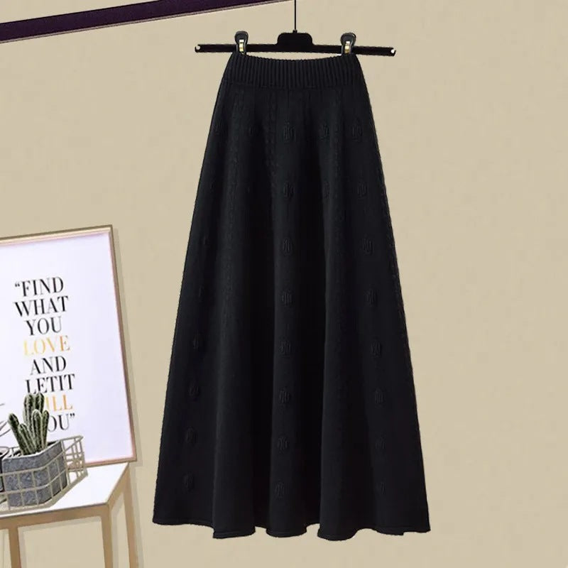 Xenia knitted A line maxi skirt in Black, view 4