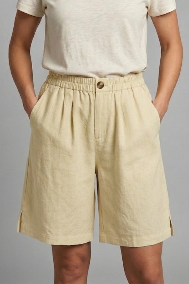 Relaxed linen button waist shorts in Beige, view 5