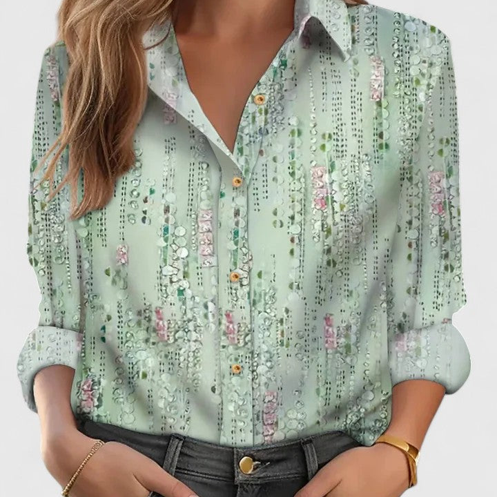 Margot loose fit blouse in Green, view 2