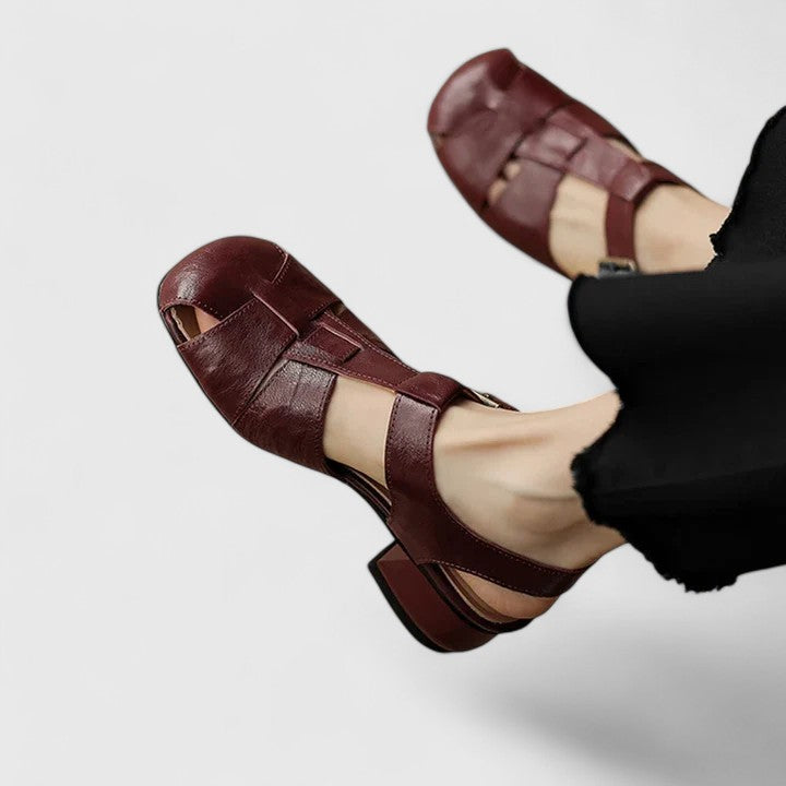 Madilyn elegant sandals in Brown, view 7