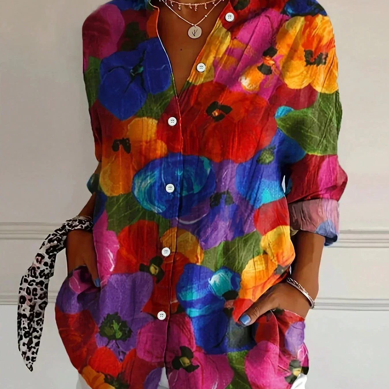 Lana colourful classic blouse in Blue, view 7