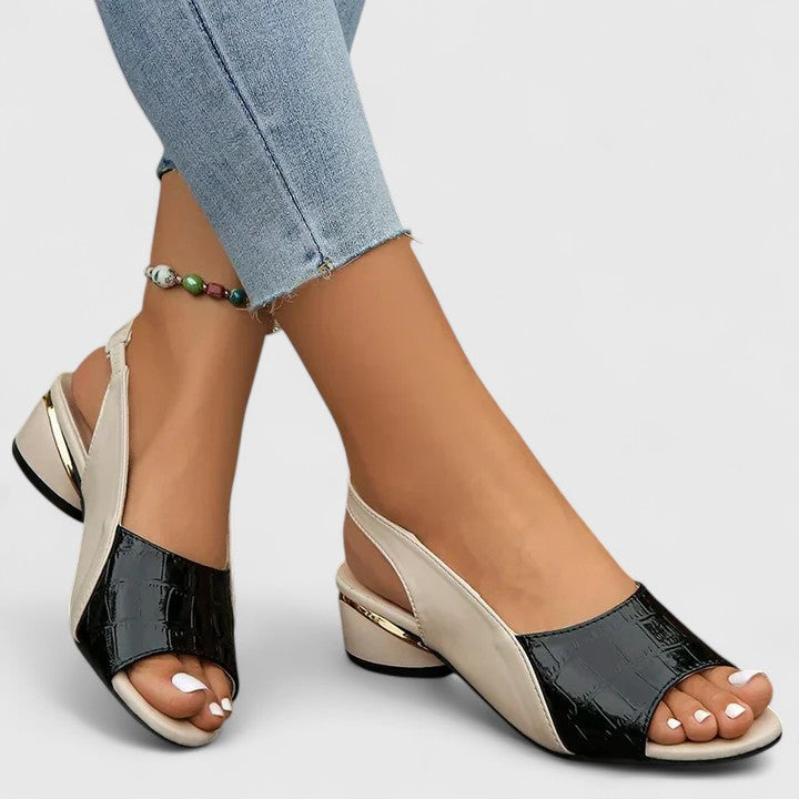 Mariah elegant leather sandals in Black, front view