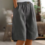Carina loose casual shorts in Grey, view 2