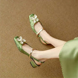 Ruth | Elegant Shoes with Floral Detail