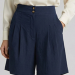 Tailored high waist pleated shorts in Dark Blue, view 11