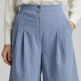 Tailored high waist pleated shorts in Light Blue, view 13