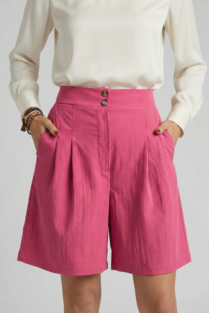 Tailored high waist pleated shorts in Pink, view 14
