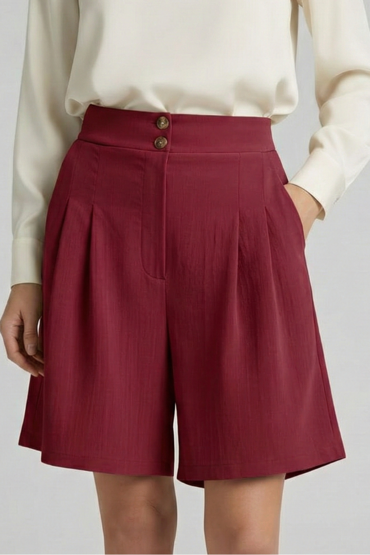 Tailored high waist pleated shorts in Burgundy, view 15