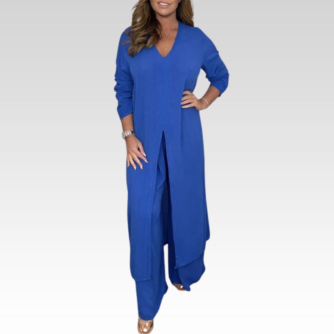 Alejandra relaxed two-piece set, front view