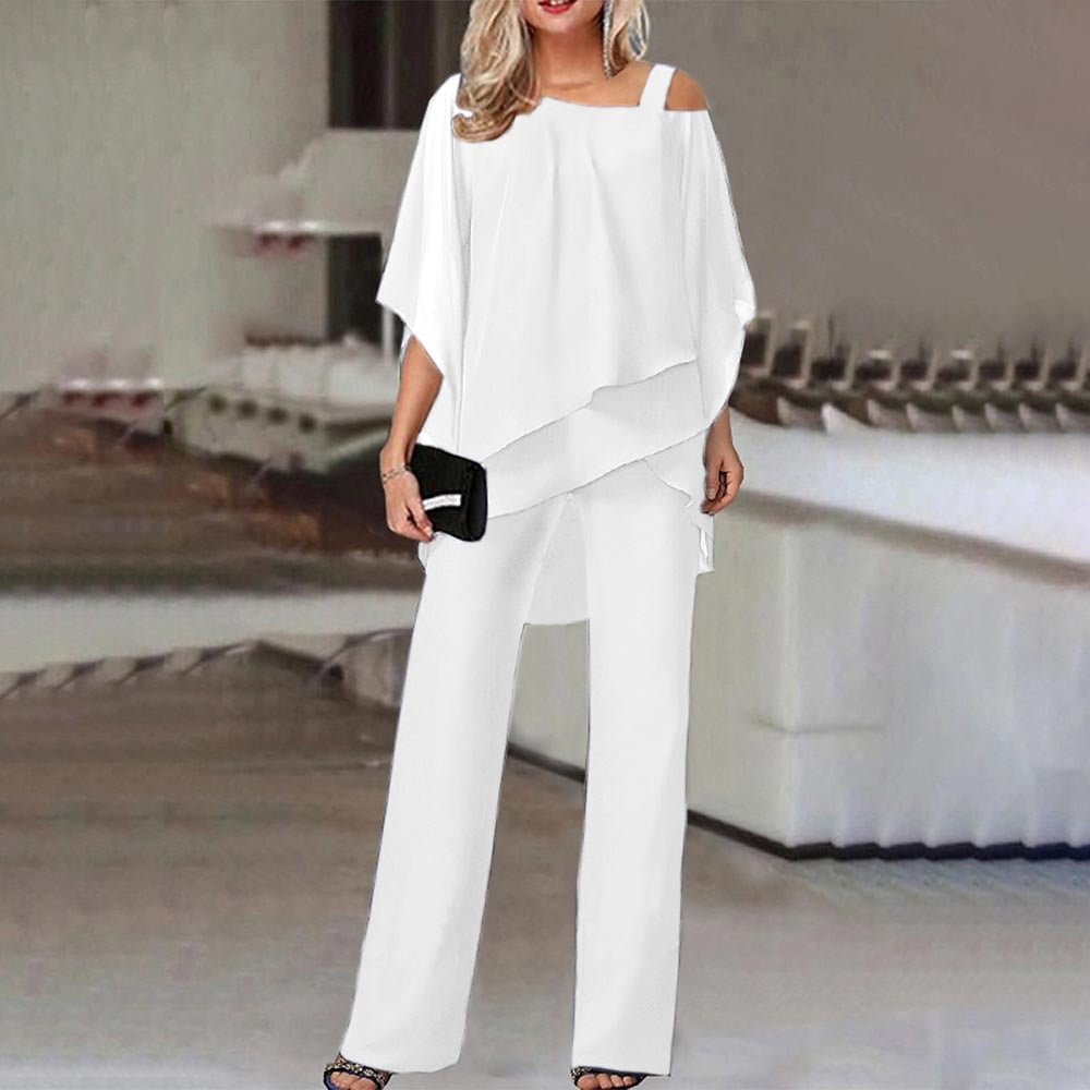 Beatrice - Timeless Elegance with Exposed Shoulders