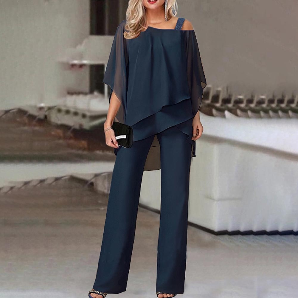 Beatrice - Timeless Elegance with Exposed Shoulders