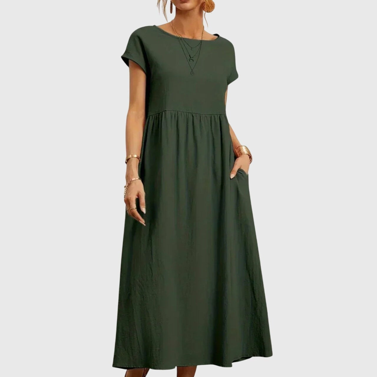 Giselle casual pocket dress in Green, front view