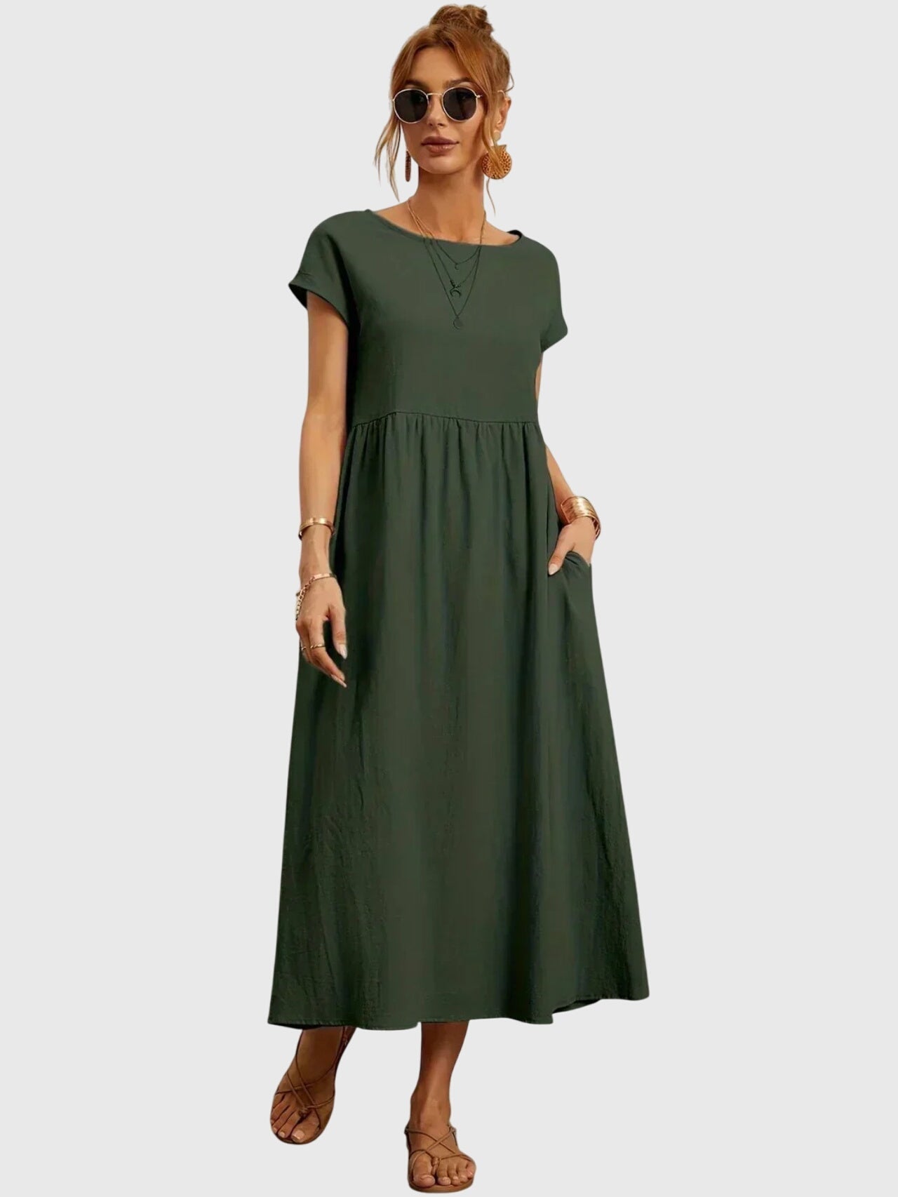 Giselle casual pocket dress in Green, front view