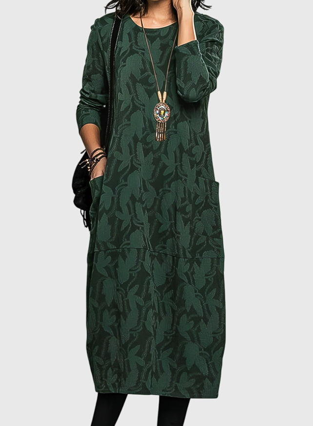 Victoria casual round neck dress in Green, front view