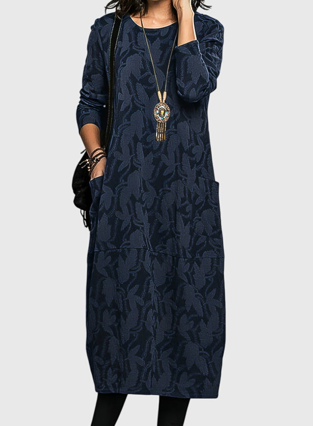 Victoria casual round neck midi dress in Blue, view 3