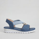Zefira flatform sandals, front view