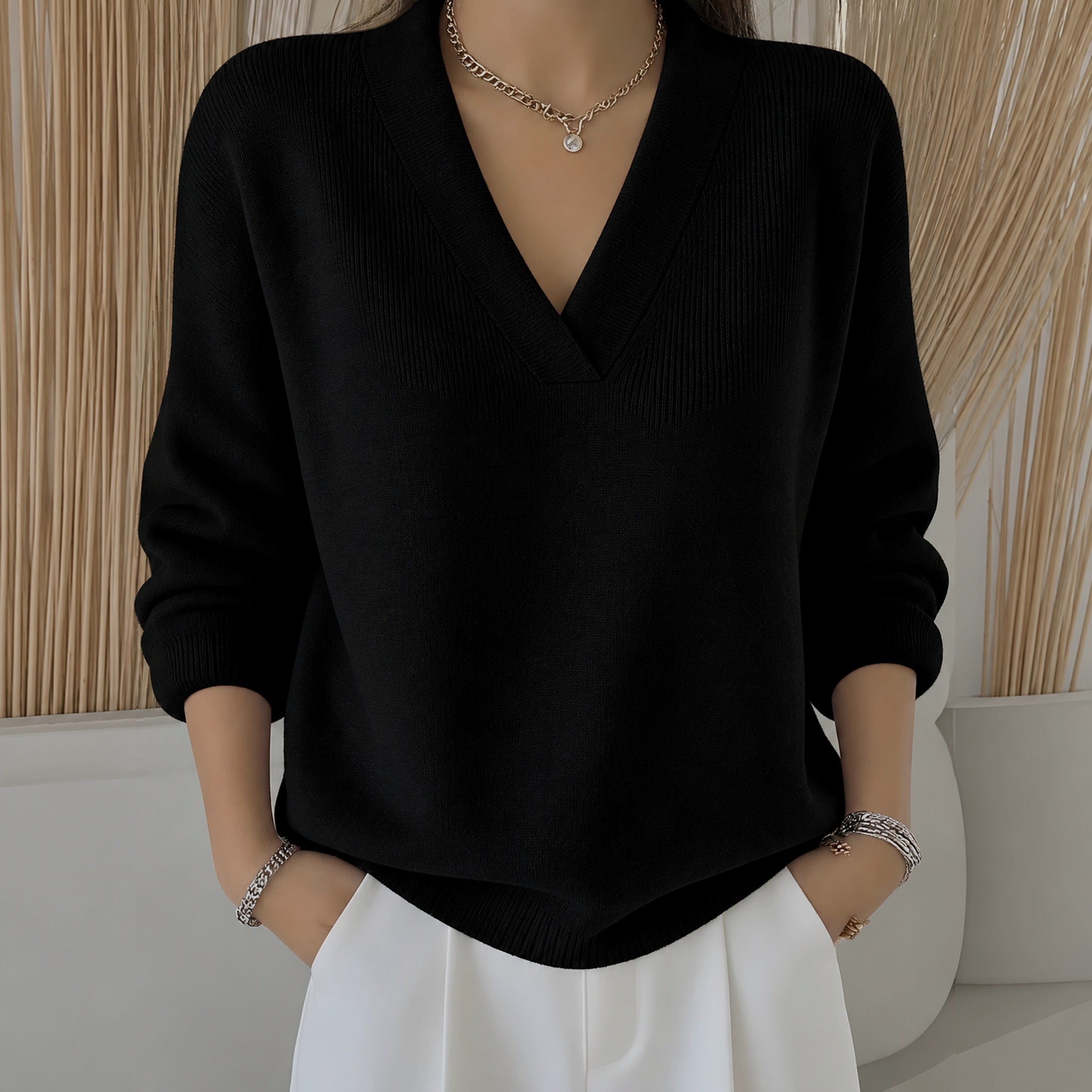 Mandy relaxed V neck jumper in Black, view 4