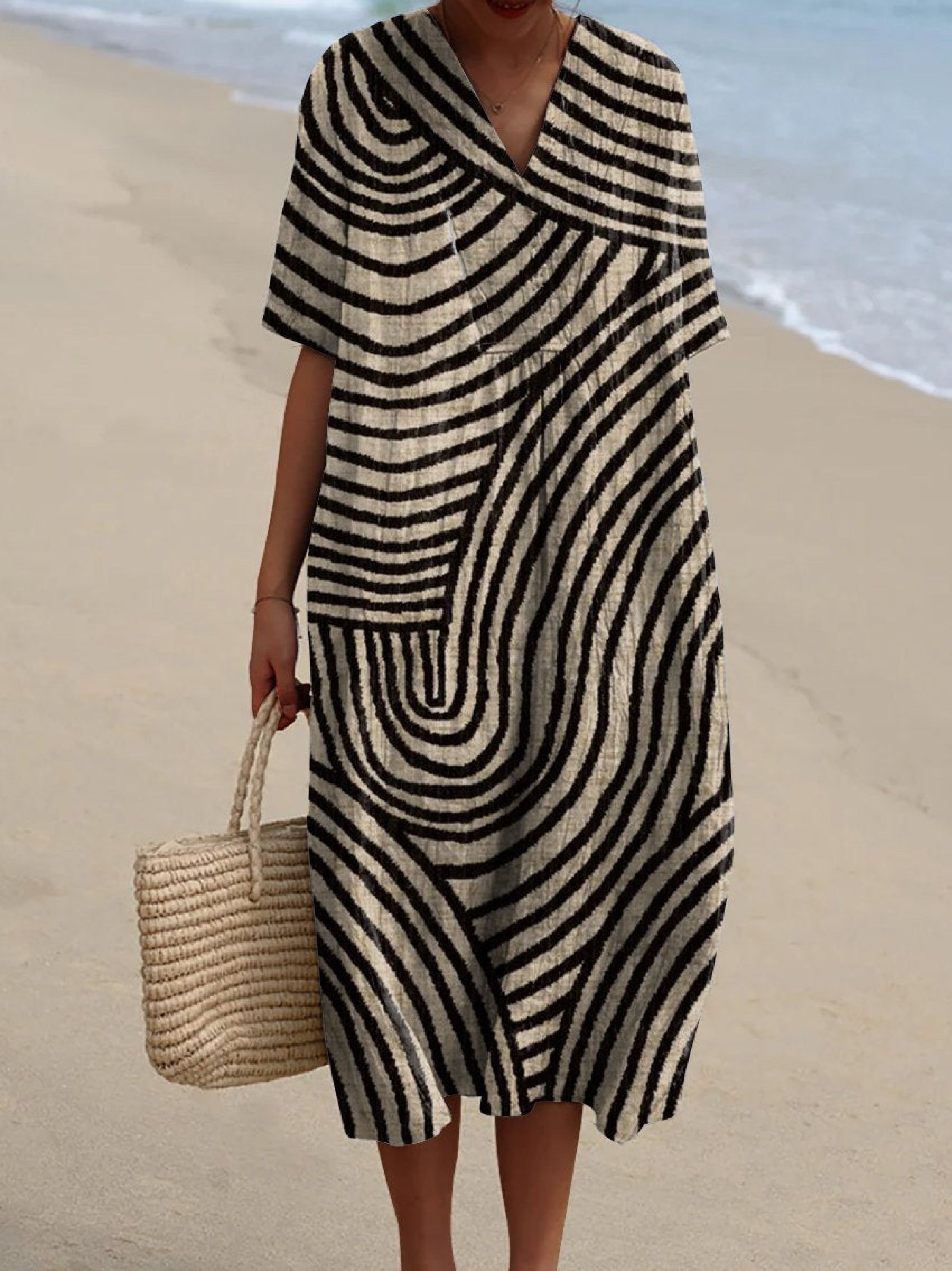 Jinte graphic print dress, front view